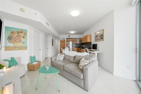 Copropriété à vendre à Miami, Floride: 1 chambre, 65.4 m2 № 2252873 - photo 8