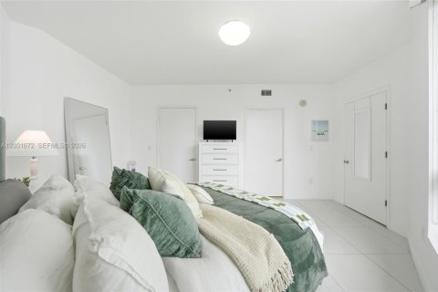 Copropriété à vendre à Miami, Floride: 1 chambre, 65.4 m2 № 2252873 - photo 24