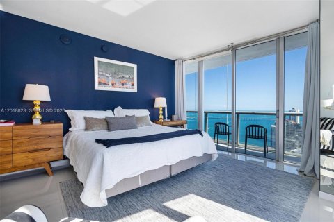 Condo in Miami, Florida, 2 bedrooms № 2252437 - photo 19