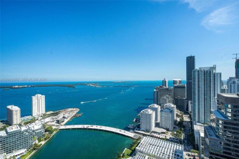 Condo in Miami, Florida, 2 bedrooms № 2252437 - photo 16