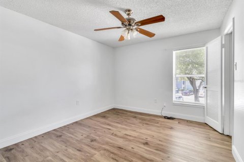 Condominio en venta en Kissimmee, Florida, 2 dormitorios, 84.54 m2 № 1886326 - foto 15