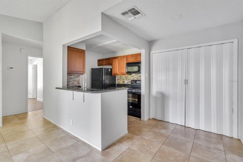 Condominio en venta en Kissimmee, Florida, 2 dormitorios, 84.54 m2 № 1886326 - foto 7