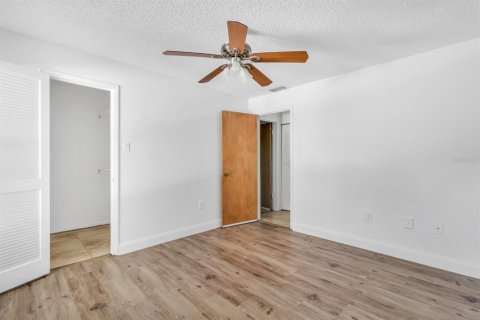 Condominio en venta en Kissimmee, Florida, 2 dormitorios, 84.54 m2 № 1886326 - foto 14