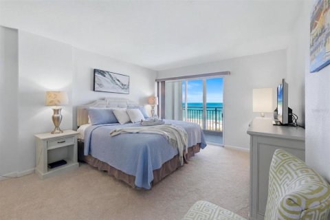 Condo in Sarasota, Florida, 2 bedrooms  № 2232266 - photo 25