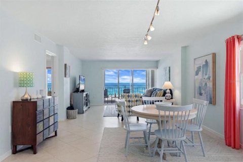 Condo in Sarasota, Florida, 2 bedrooms  № 2232266 - photo 24