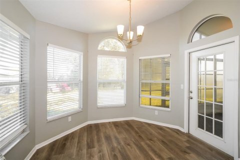 Casa en alquiler en Spring Hill, Florida, 3 dormitorios, 150.04 m2 № 1883281 - foto 4