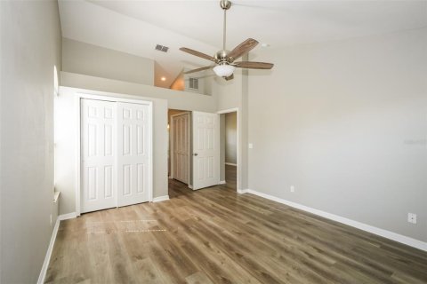 Casa en alquiler en Spring Hill, Florida, 3 dormitorios, 150.04 m2 № 1883281 - foto 9