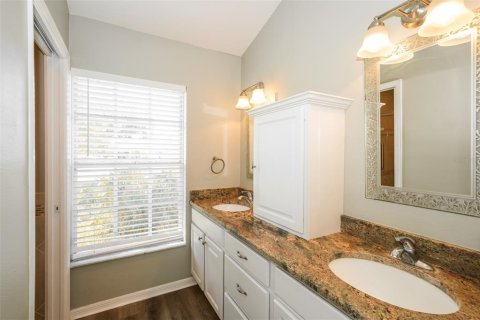 Casa en alquiler en Spring Hill, Florida, 3 dormitorios, 150.04 m2 № 1883281 - foto 10