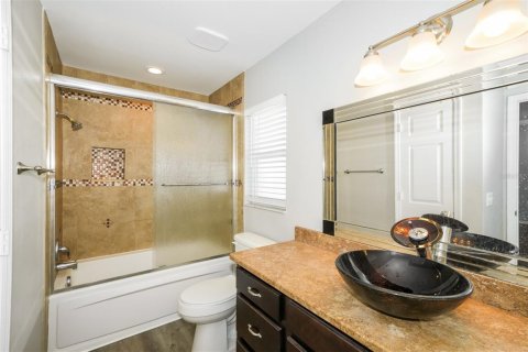 Casa en alquiler en Spring Hill, Florida, 3 dormitorios, 150.04 m2 № 1883281 - foto 14