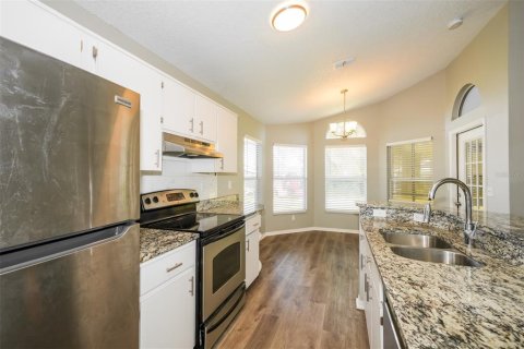 Casa en alquiler en Spring Hill, Florida, 3 dormitorios, 150.04 m2 № 1883281 - foto 6