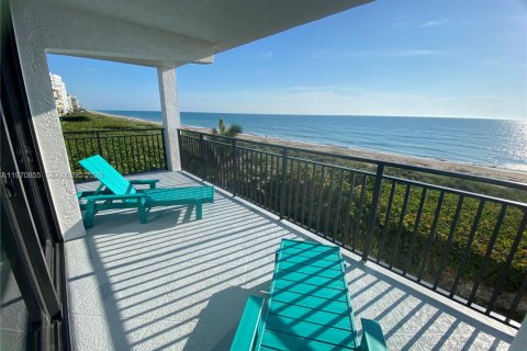 Снять в аренду кондоминиум в Дженсен-Бич, Флорида 2 спальни, 103.4м2, № 2031188 - фото 2