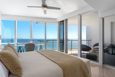 Condo in Sunny Isles Beach, Florida, 3 bedrooms  № 2033386 - photo 3