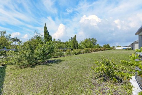 House in Ruskin, Florida 4 bedrooms, 177.63 sq.m. № 2219503 - photo 27