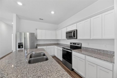 House in Ruskin, Florida 4 bedrooms, 177.63 sq.m. № 2219503 - photo 4