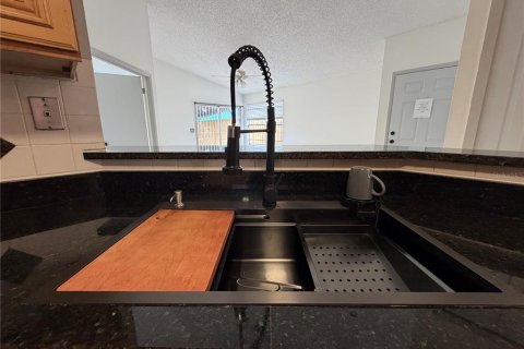 Casa en venta en Orlando, Florida, 3 dormitorios, 112.23 m2 № 2386487 - foto 10