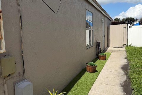 Casa en venta en Orlando, Florida, 3 dormitorios, 112.23 m2 № 2386487 - foto 3