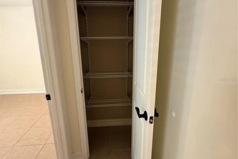 Купить виллу или дом в Уинтер-Хейвен, Флорида 3 комнаты, 125.88м2, № 2202205 - фото 8