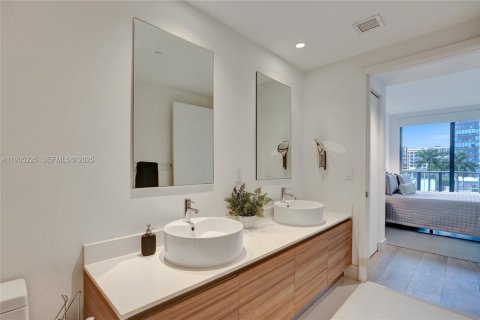 Condominio en venta en Miami, Florida, 2 dormitorios, 97.08 m2 № 1994061 - foto 8