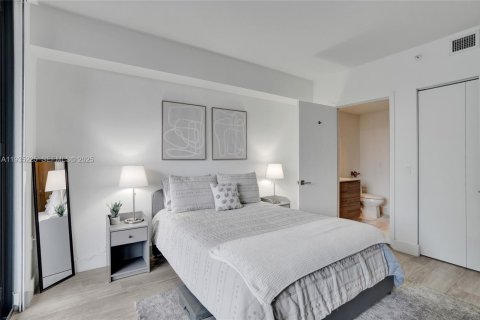 Condominio en venta en Miami, Florida, 2 dormitorios, 97.08 m2 № 1994061 - foto 5