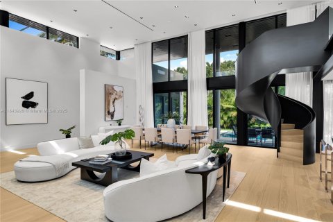 Villa ou maison à vendre à Golden Beach, Floride: 6 chambres, 506.97 m2 № 1871292 - photo 9