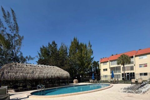 Copropriété à vendre à Sunrise, Floride: 2 chambres, 78.97 m2 № 2084403 - photo 15