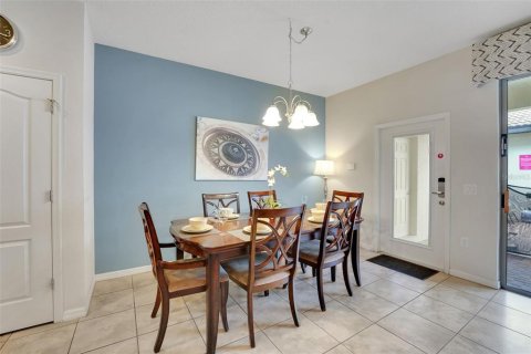 Adosado en venta en Kissimmee, Florida, 4 dormitorios, 195.28 m2 № 1846353 - foto 7
