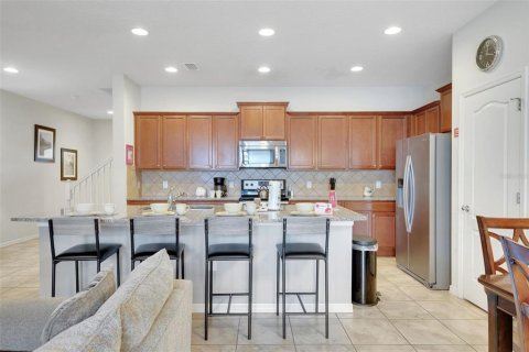 Adosado en venta en Kissimmee, Florida, 4 dormitorios, 195.28 m2 № 1846353 - foto 5