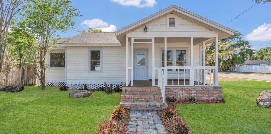 House in Kissimmee, Florida 3 bedrooms, 101.82 sq.m. № 1719147