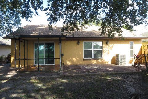 House in Kissimmee, Florida 3 bedrooms, 130.99 sq.m. № 2350129 - photo 17