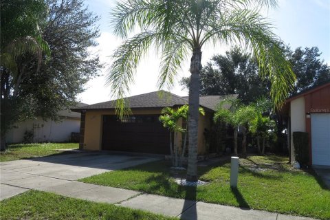 House in Kissimmee, Florida 3 bedrooms, 130.99 sq.m. № 2350129 - photo 6
