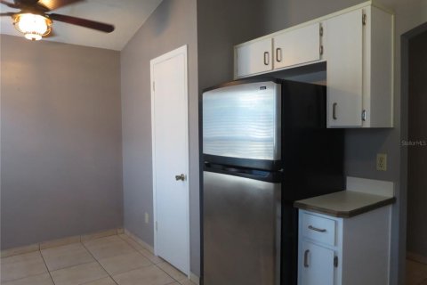 House in Kissimmee, Florida 3 bedrooms, 130.99 sq.m. № 2350129 - photo 30
