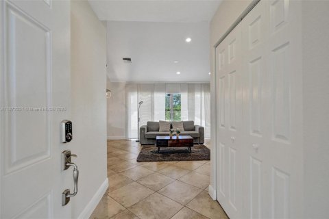 Villa ou maison à vendre à Sunrise, Floride: 3 chambres, 132.39 m2 № 1927968 - photo 7
