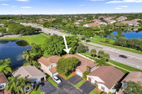 Villa ou maison à vendre à Sunrise, Floride: 3 chambres, 132.39 m2 № 1927968 - photo 5