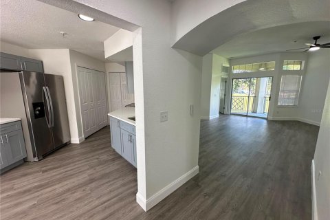 Copropriété à louer à Orlando, Floride: 3 chambres, 136.19 m2 № 2425566 - photo 2