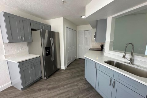 Copropriété à louer à Orlando, Floride: 3 chambres, 136.19 m2 № 2425566 - photo 3