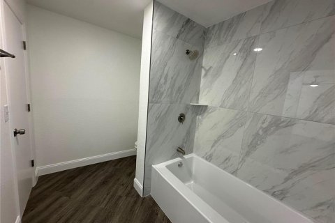 Copropriété à louer à Orlando, Floride: 3 chambres, 136.19 m2 № 2425566 - photo 23