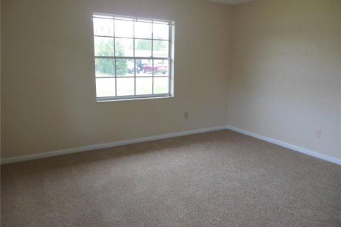 House in Deltona, Florida 4 bedrooms, 151.43 sq.m. № 2398734 - photo 14