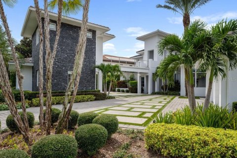 Casa en venta en Windermere, Florida, 6 dormitorios, 771.55 m2 № 1900592 - foto 2