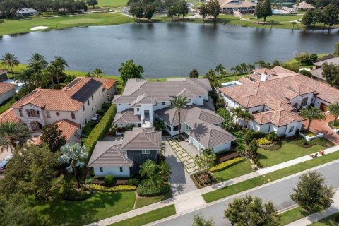 House in Windermere, Florida 6 bedrooms, 771.55 sq.m. № 1900592 - photo 4
