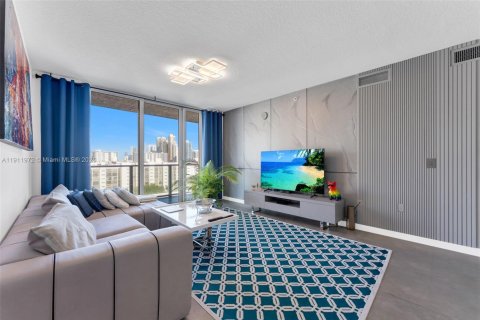 Condo in Sunny Isles Beach, Florida, 3 bedrooms  № 2017007 - photo 3