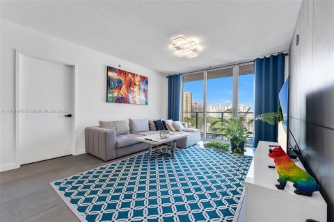 Condo in Sunny Isles Beach, Florida, 3 bedrooms  № 2017007 - photo 4