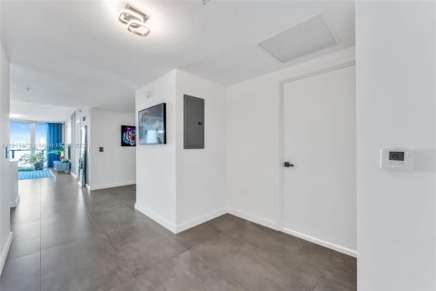 Condo in Sunny Isles Beach, Florida, 3 bedrooms  № 2017007 - photo 8