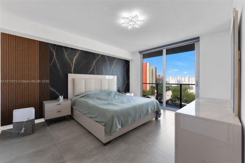 Condo in Sunny Isles Beach, Florida, 3 bedrooms  № 2017007 - photo 9