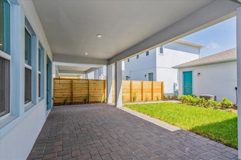 House in Orlando, Florida 4 bedrooms, 199.28 sq.m. № 1844870 - photo 23