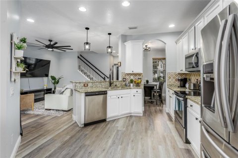 Touwnhouse à vendre à Tampa, Floride: 3 chambres, 166.48 m2 № 1911960 - photo 11