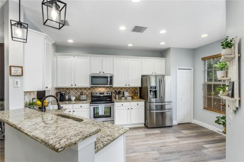 Touwnhouse à vendre à Tampa, Floride: 3 chambres, 166.48 m2 № 1911960 - photo 8