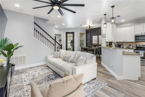 Touwnhouse à vendre à Tampa, Floride: 3 chambres, 166.48 m2 № 1911960 - photo 7