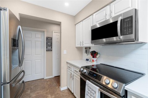 House in Port Charlotte, Florida 2 bedrooms, 128.58 sq.m. № 1799841 - photo 21