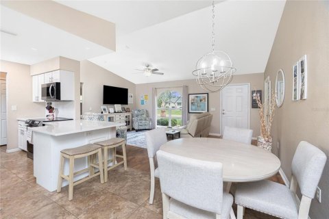 House in Port Charlotte, Florida 2 bedrooms, 128.58 sq.m. № 1799841 - photo 17