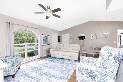 House in Port Charlotte, Florida 2 bedrooms, 128.58 sq.m. № 1799841 - photo 11